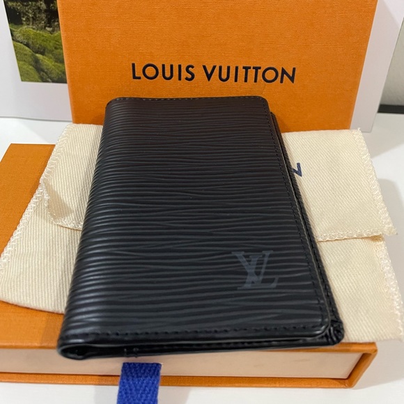 Louis Vuitton Other - ❣️SOLD❣️Authentic LV Epi Black POCKET ORGANIZER ▪️